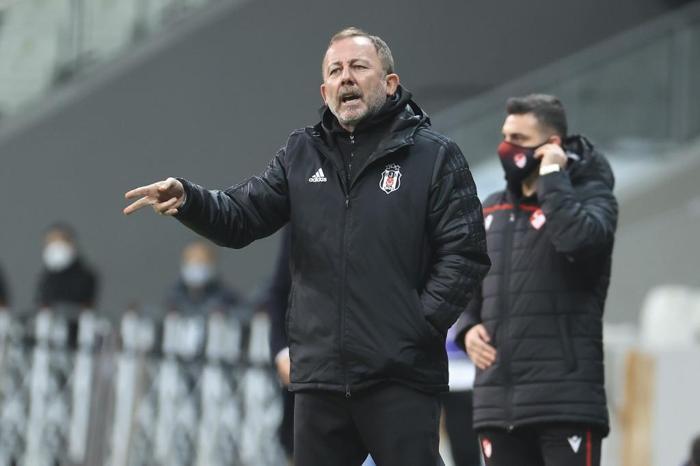 Son dakika transfer haberi Beşiktaşta Aboubakarın yanına Michael Krmencik