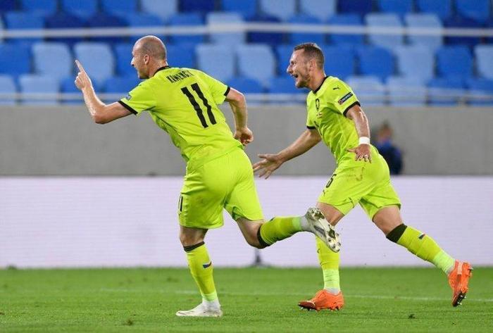 Son dakika transfer haberi Beşiktaşta Aboubakarın yanına Michael Krmencik