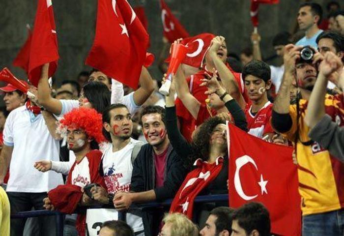 DEV BİR HİKAYE