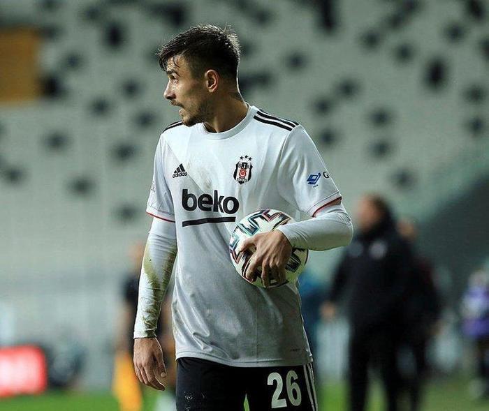 Beşiktaşta son dakika Dorukhan gelişmesi Sözleşme resti