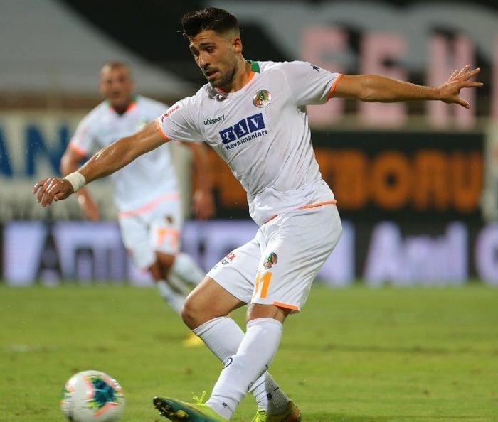 Son dakika transfer haberi Fenerbahçede Bakasetas harekatı