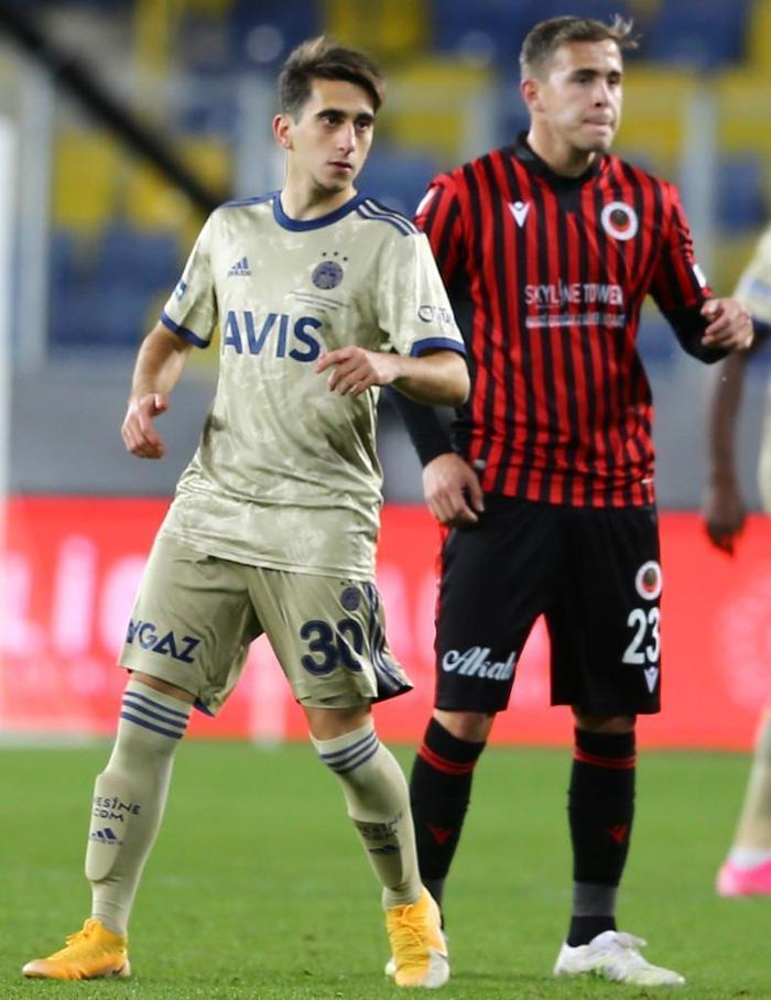 Son dakika transfer haberi Fenerbahçenin genç yıldızı Ömer Faruk Beyazı Borussia Dortmund ve Schalke 04 istiyor