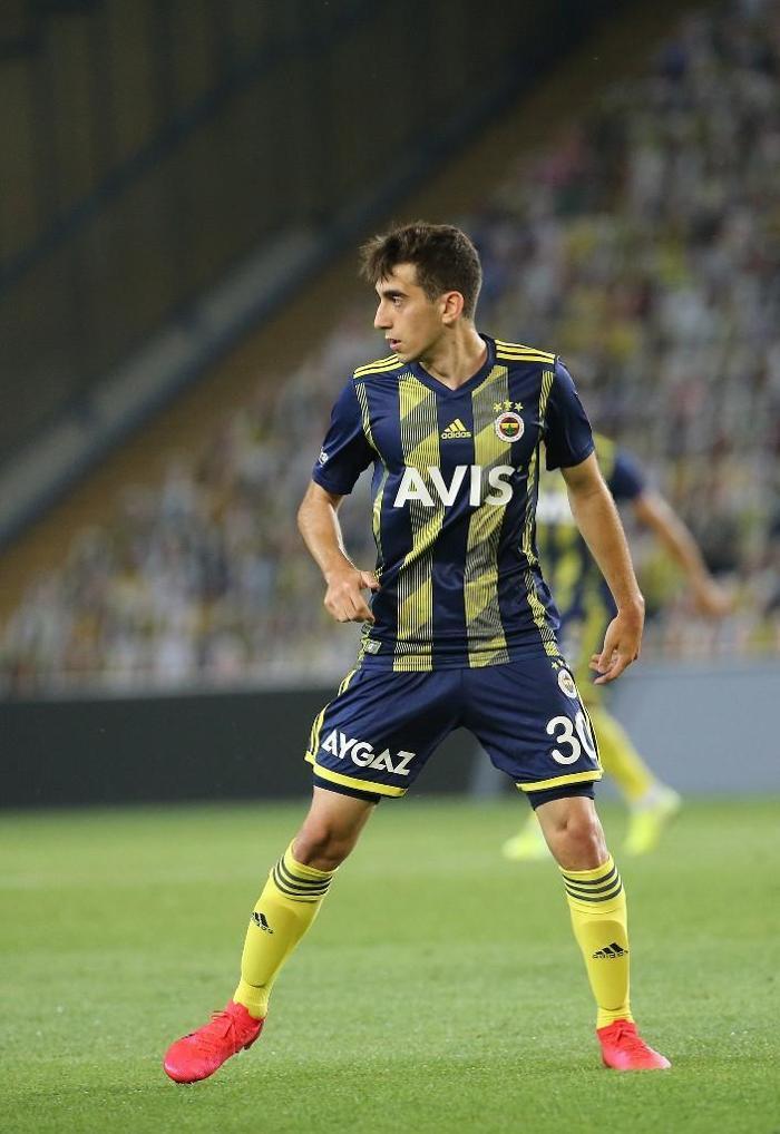 Son dakika transfer haberi Fenerbahçenin genç yıldızı Ömer Faruk Beyazı Borussia Dortmund ve Schalke 04 istiyor
