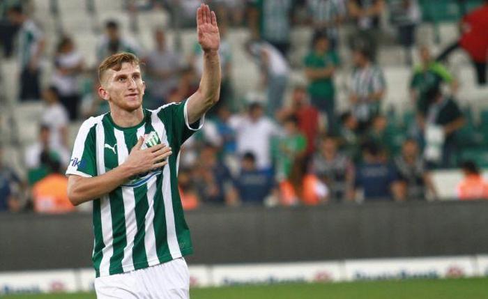 Fenerbahçe Burak Kapacak için harekete geçti