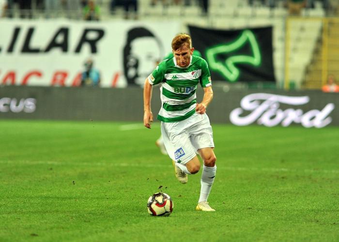 Fenerbahçe Burak Kapacak için harekete geçti