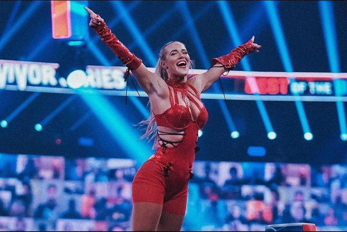 WWE yıldızı Lana ringlere dönüyor