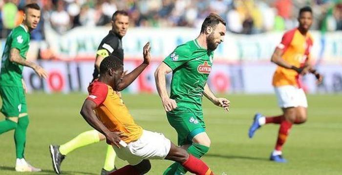 Çaykur Rizespor - Galatasaray maçı tekrarlanacak mı Kural hatası...