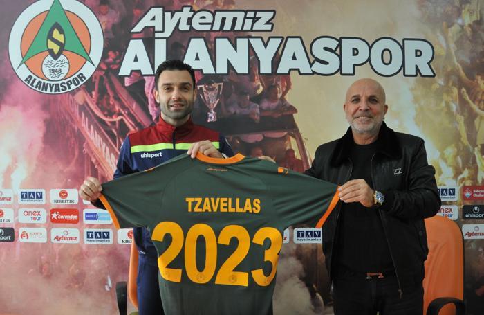 SON DAKİKA Alanyaspor, Tzavellasın sözleşmesini uzattı