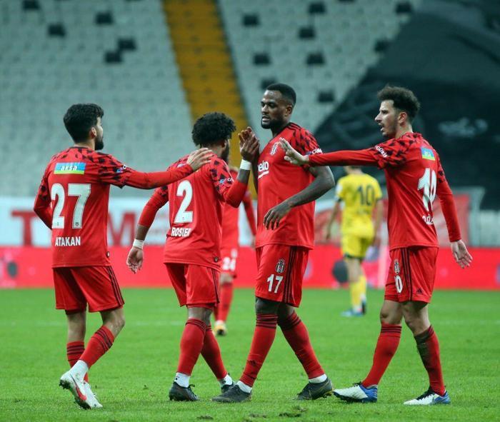 11 futbolcu skor üretti