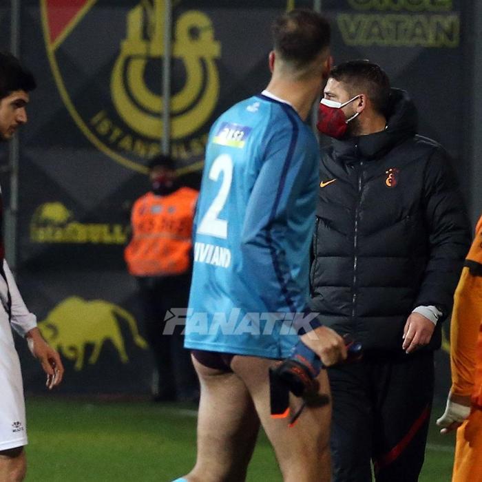 Fatih Karagümrük - Galatasaray maçında ekrana yansımayanlar