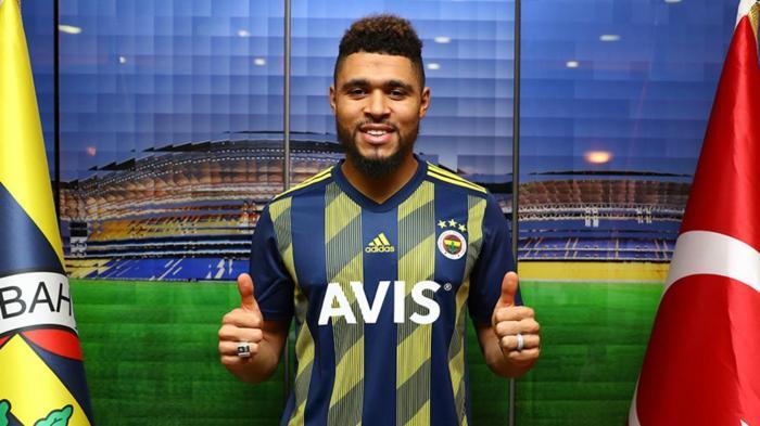Fenerbahçe eski savunmacılarını arıyor