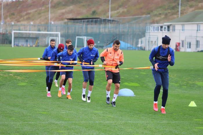 Trabzonspor, Galatasaray mesaisine başladı