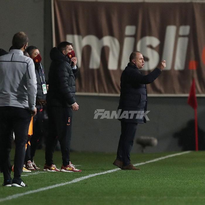 Fatih Karagümrük - Galatasaray maçında ekrana yansımayanlar