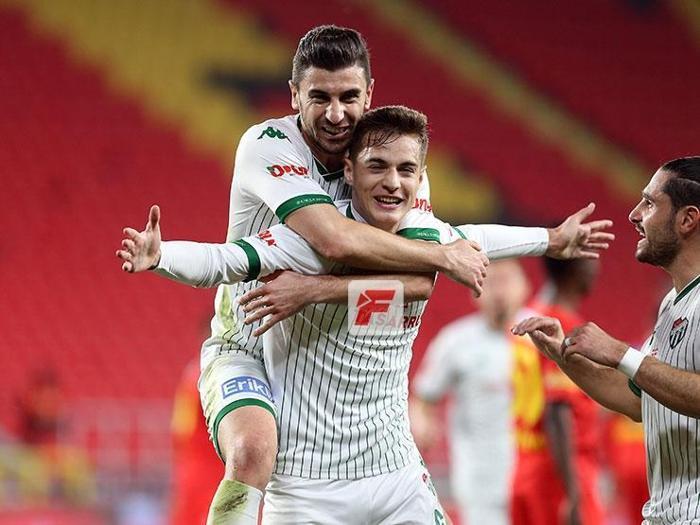 Bursasporda bir yıldız daha doğuyor: Batuhan Kör