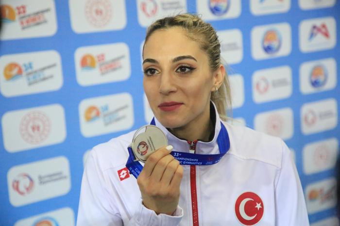 Göksu Üçtaş Şanlı, Türk sporunun örnek annesi