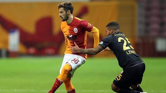Galatasarayda Saracchi Fatih Terimin gözünden düştü