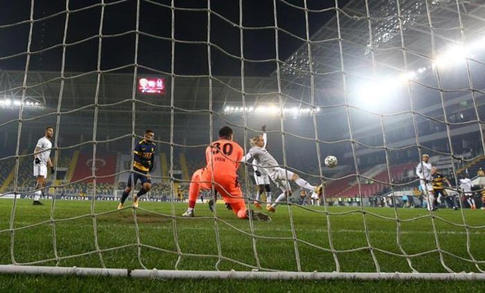 ANKARAGÜCÜ 3 MAÇ SONRA YENİLDİ
