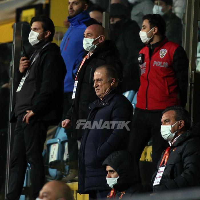 Fatih Karagümrük - Galatasaray maçında ekrana yansımayanlar