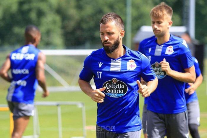 Emre Çolak 4 yıl sonra Türkiyede Sevilla ve Valencianın kapısından dönmüştü