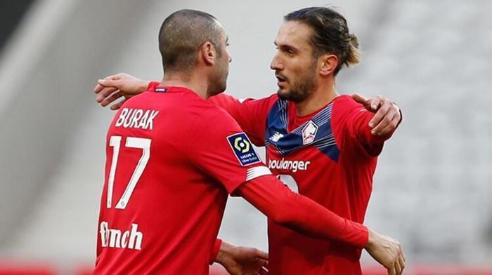 TAM 4 TÜRK FUTBOLCUYU KADROSUNA KATTI