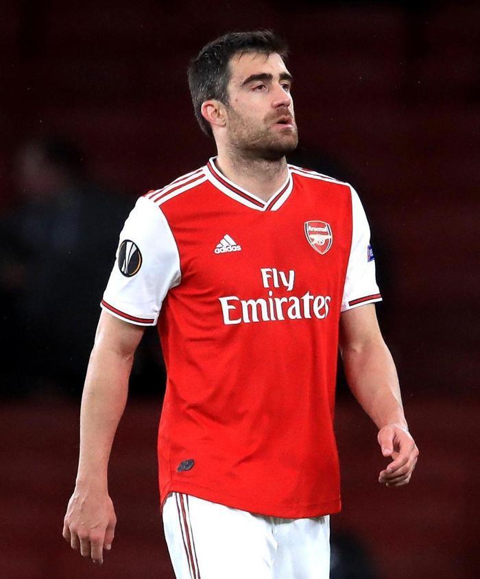 Son dakika transfer haberi Fenerbahçe Arsenalin stoperini alıyor: Sokratis