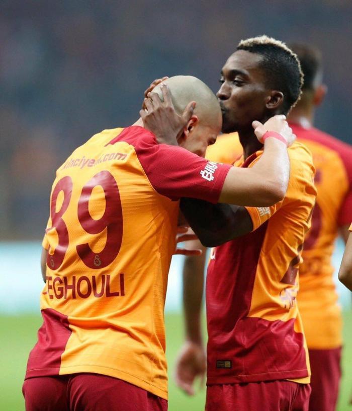 Onyekuru neden Galatasaraydan ayrıldı İşte yanıtı