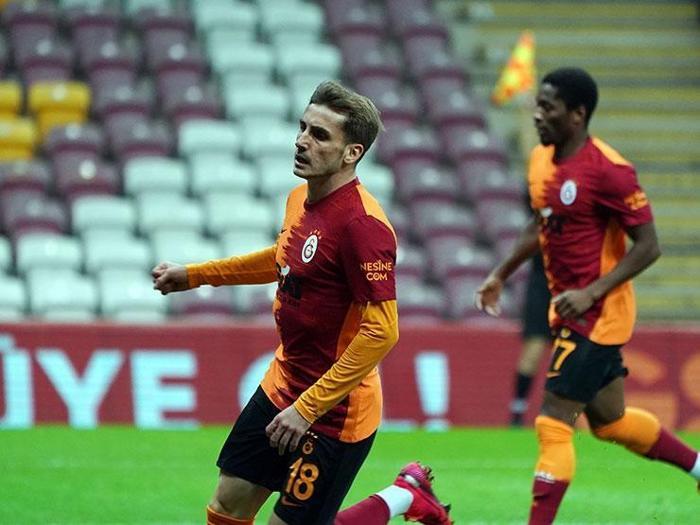 Galatasarayın genç futbolcusu Kerem Aktürkoğlu sosyal medyada gündem oldu