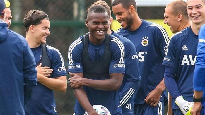 Fenerbahçede Samatta için flaş takas iddiası