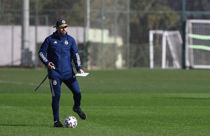 Fenerbahçe idmanından kareler