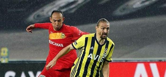 Fenerbahçe hocası için sert sözler Bu işten anlamadığı belli