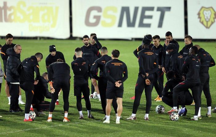 Fatih Terim kararını verdi Galatasarayın Hatayspor 11i...
