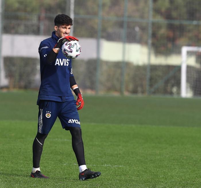 Fenerbahçe idmanından kareler