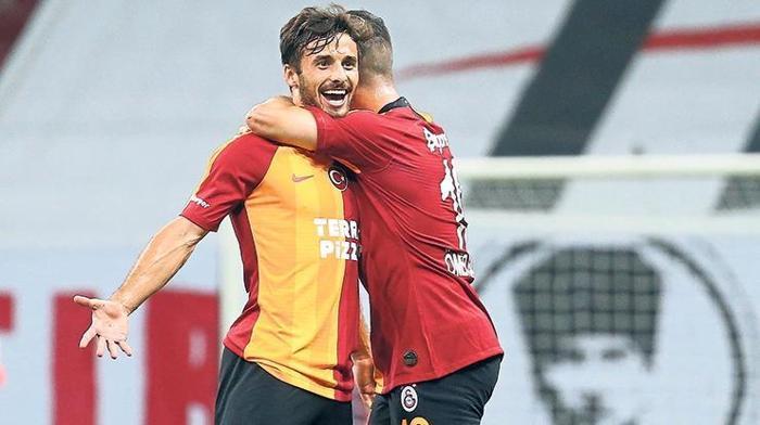 Galatasaray transfer taarruzunda: Onyekuru ve Saracchi