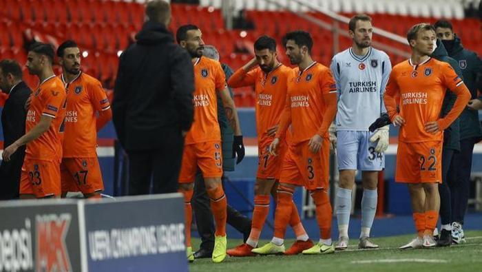 Avrupa basını ayaklandı PSG-Başakşehir maçını manşete taşıdılar