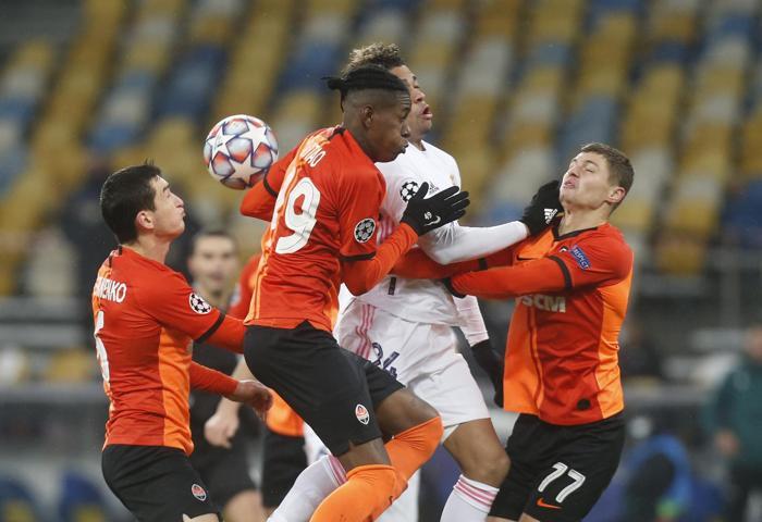 Shakhtar Donetske yenilen Real Madridde büyük korku