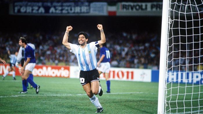 İşte Maradonanın lakaplarının sırrı: El Pelusa, El Cebollita, El Pibe de Oro...