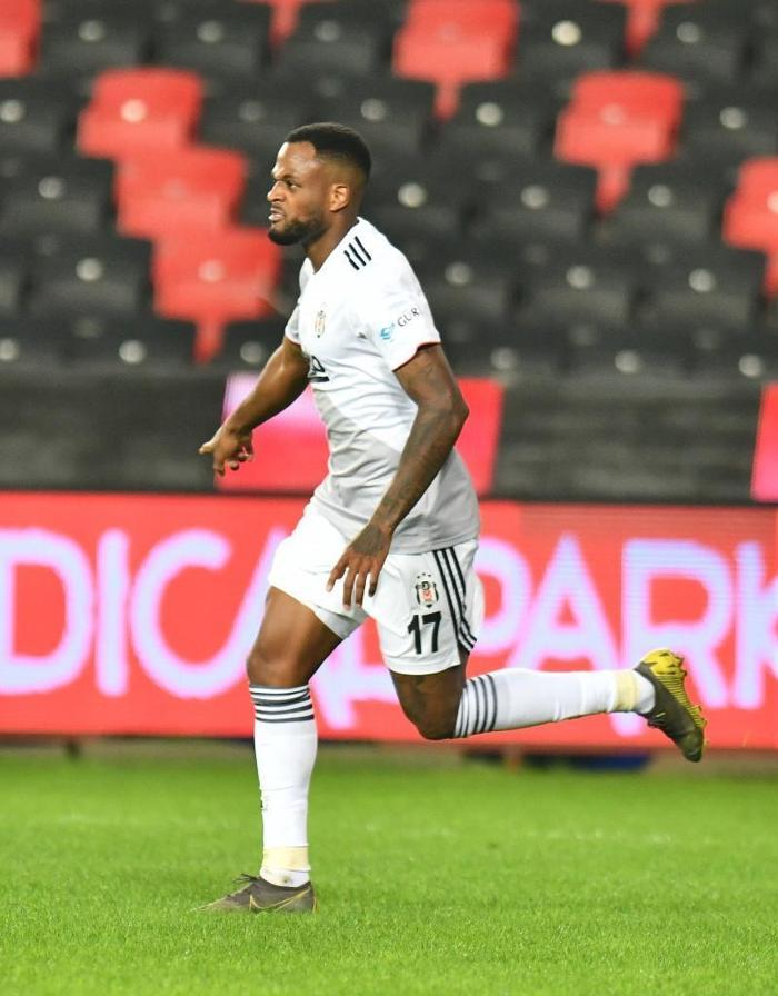 CYLE LARIN