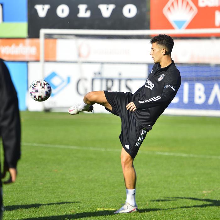 SON DAKİKA Beşiktaşta Fenerbahçe maçı öncesinde Hasic ve Welinton müjdesi