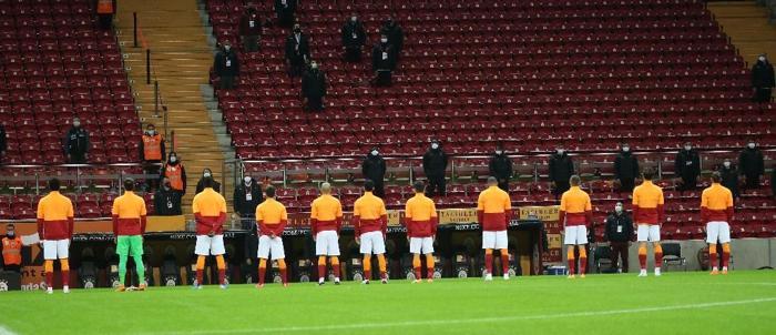 14 FUTBOLCU DA GİDECEK