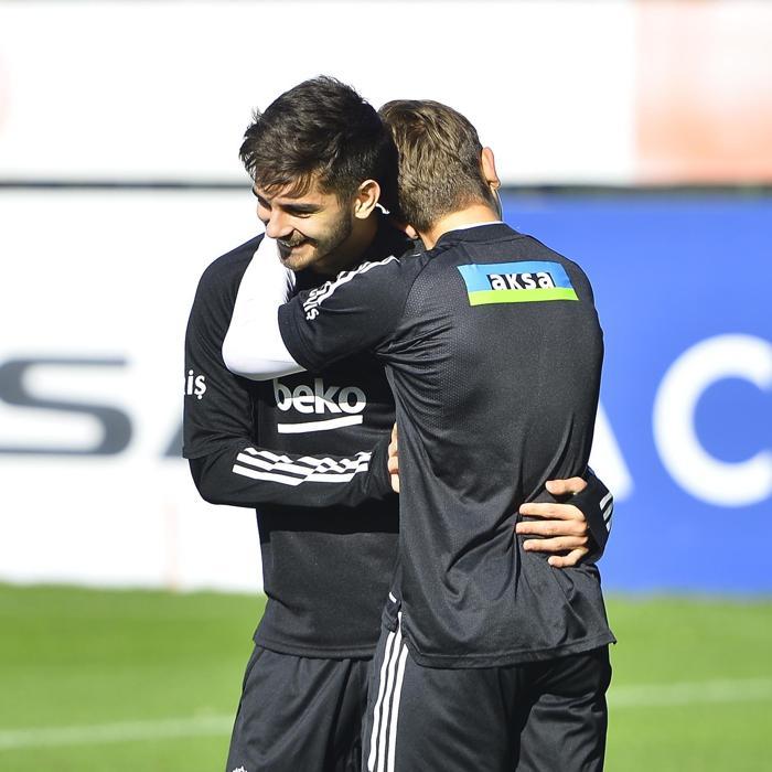 SON DAKİKA Beşiktaşta Fenerbahçe maçı öncesinde Hasic ve Welinton müjdesi