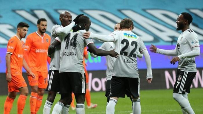 SON DAKİKA PSV Beşiktaşın yıldızını istiyor 8 milyon euroluk teklif