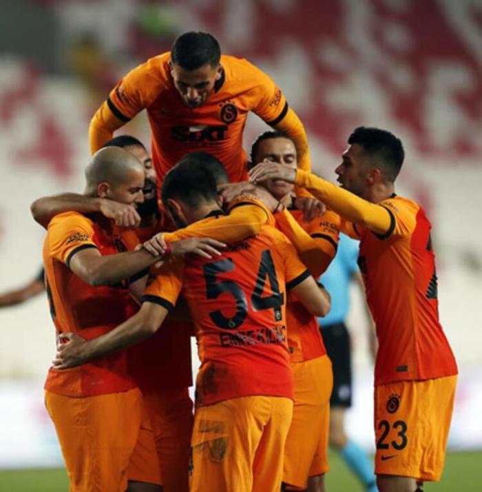 Galatasarayda son dakika transfer gelişmesi Fatih Terim istedi, bedelsiz olarak geliyor