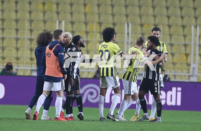 İşte Fenerbahçe - Beşiktaş derbisinde ekrana yansımayanlar