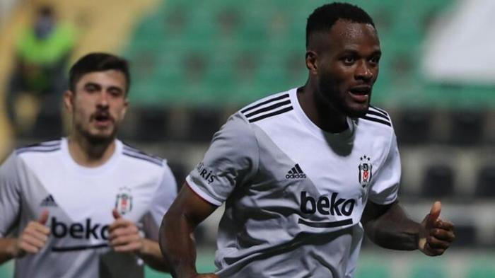 SON DAKİKA PSV Beşiktaşın yıldızını istiyor 8 milyon euroluk teklif