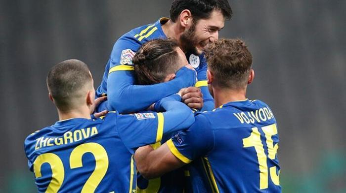 Fenerbahçeye Vedat Muriçten müjdeli haber Sözleşmesindeki dikkat çeken detay