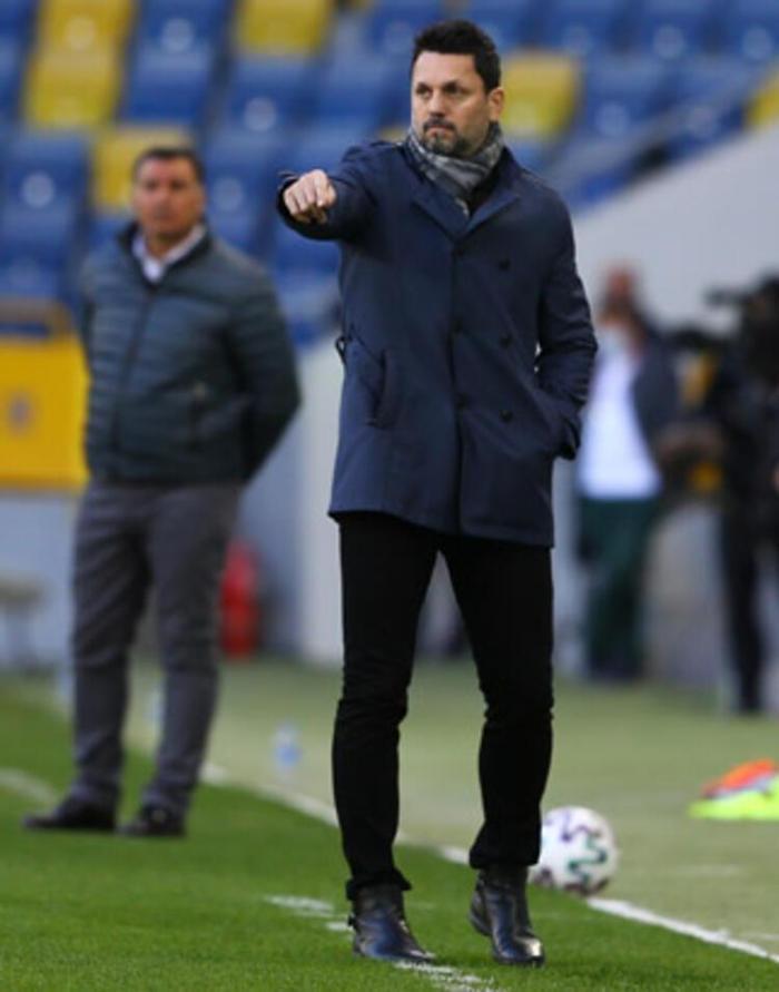 Fenerbahçede son dakika Erol Buluttan derbi öncesi Caner Erkin kararı
