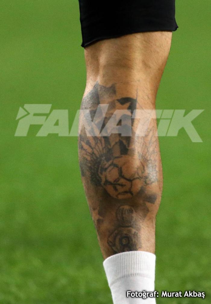 İzmir kahramanı AKUT Türkiye - Rusya maçında tribünde