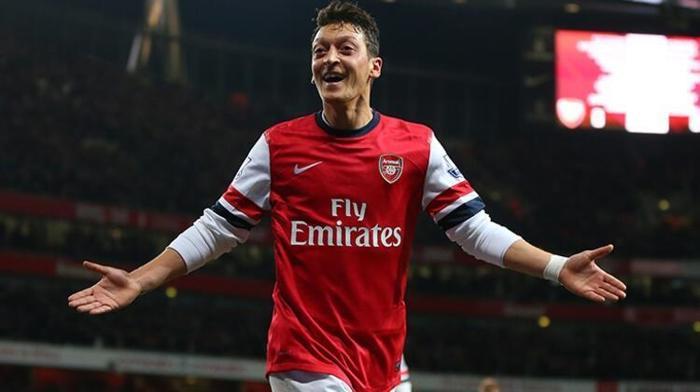 SON DAKİKA Mesut Özilde sürpriz transfer gelişmesi Fenerbahçe derken Galatasaray...