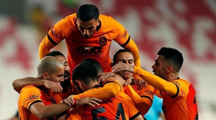 Son Dakika Haberi | Galatasaray transferde 3 ismi bitirdi Ocak ayında imzalar atılıyor...