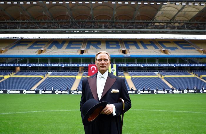 Fenerbahçe, Atatürkü statta andı